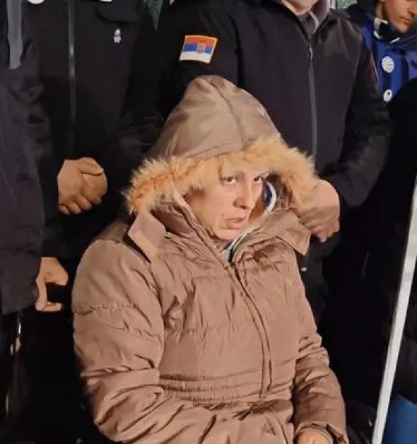 Диана, майка на една от 16-те жертви в Нови Сад, прекрати гладната стачка след 16 дни