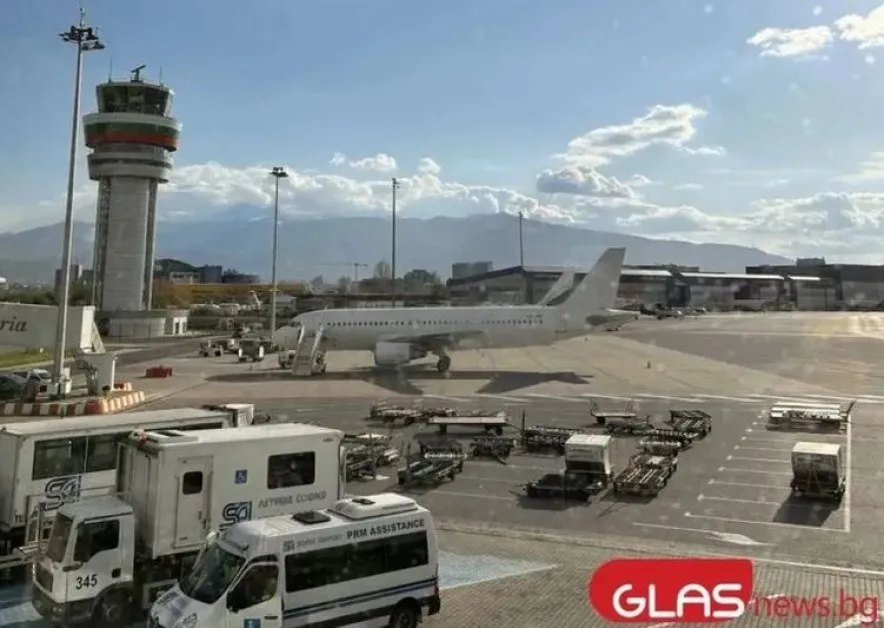 Разкриха коя е аномалията, отклонила полети от столичното летище