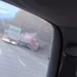 Камион се озова в крайпътна канавка ВИДЕО