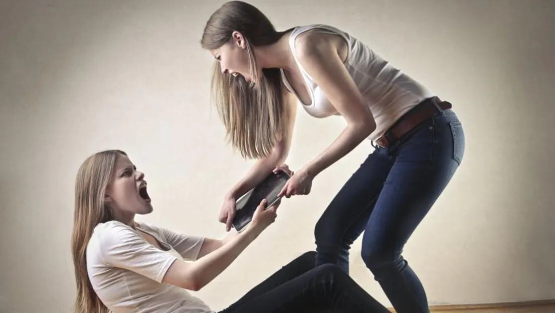 Деца съставят ценоразпис с различни видове насилие за поръчители