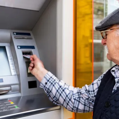 И кметовете от ДПС даряват 12 та заплата за изплащане на