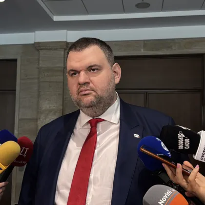 ДПС Ново начало предложи закриването на правителствения авиоотряд Според формацията това