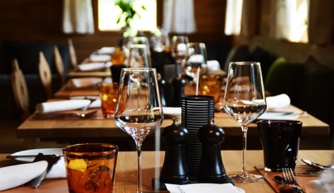 Ресторантьори за синята зона: По-скъпото паркиране е удар по бизнеса