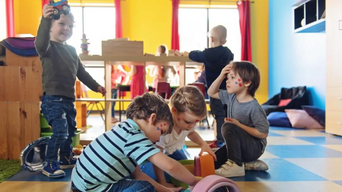 "Махай се, негодник": Таен запис разкри шокиращо отношение към деца в градина