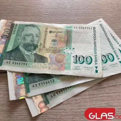 Малко повече от месец ни дели от смяната на националната