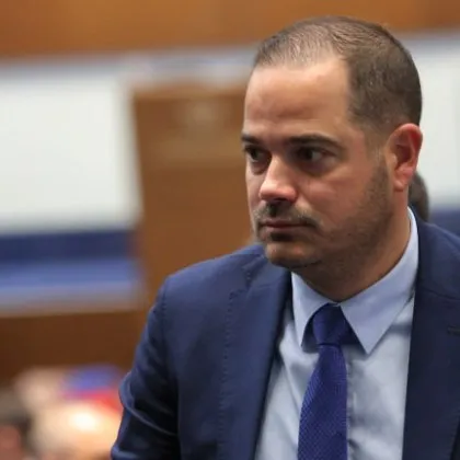 Депутати на Продължаваме Промяната – Демократична България дадоха брифинг в