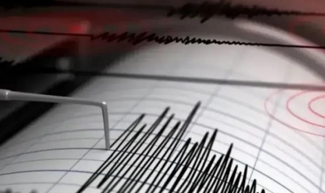 Силно земетресение в Индонезия