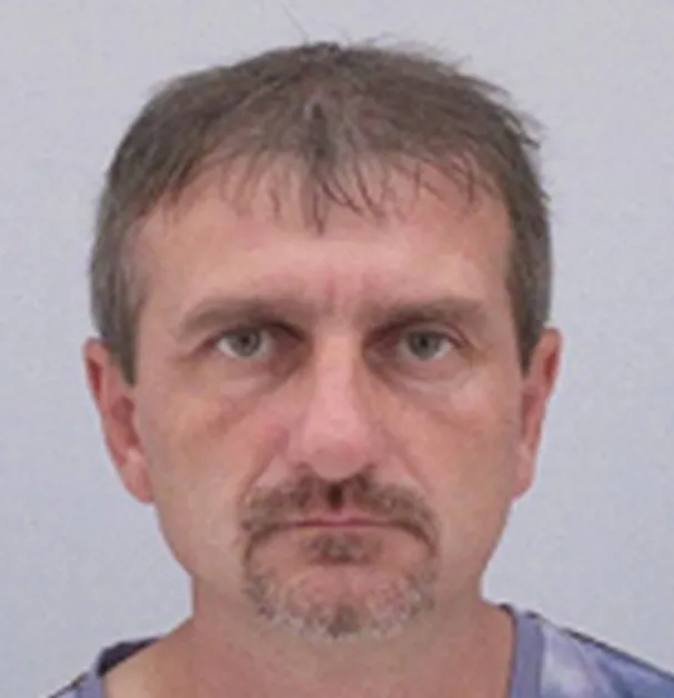 Виждали ли сте Стефан? В неизвестност е от месеци СНИМКА