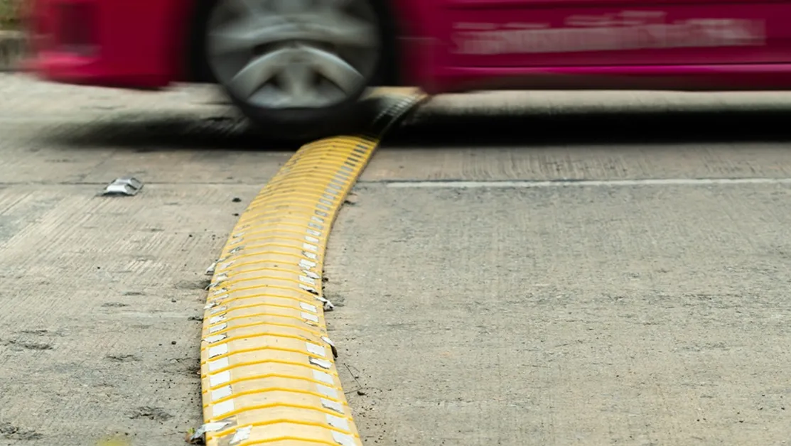 Жители на Житница недоволстват от нов "легнал полицай": Който няма джип - да му мисли!