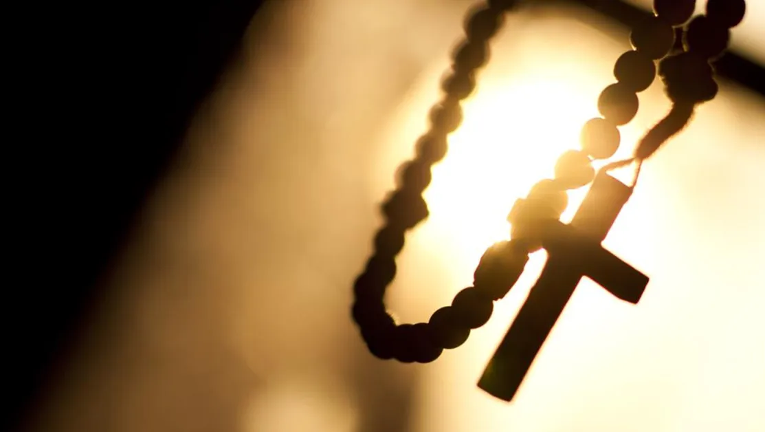 Католически епископ подаде оставка заради обвинения в сексуален тормоз