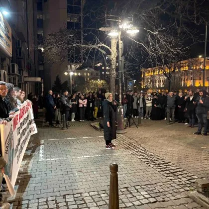 "Изобщо не се вслушват в нас": Продължават протестите на младите лекари