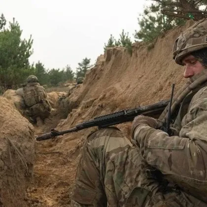 Трябва да се готвим за дълга война: Украински командир критикува разговорите за прекратяване на огъня