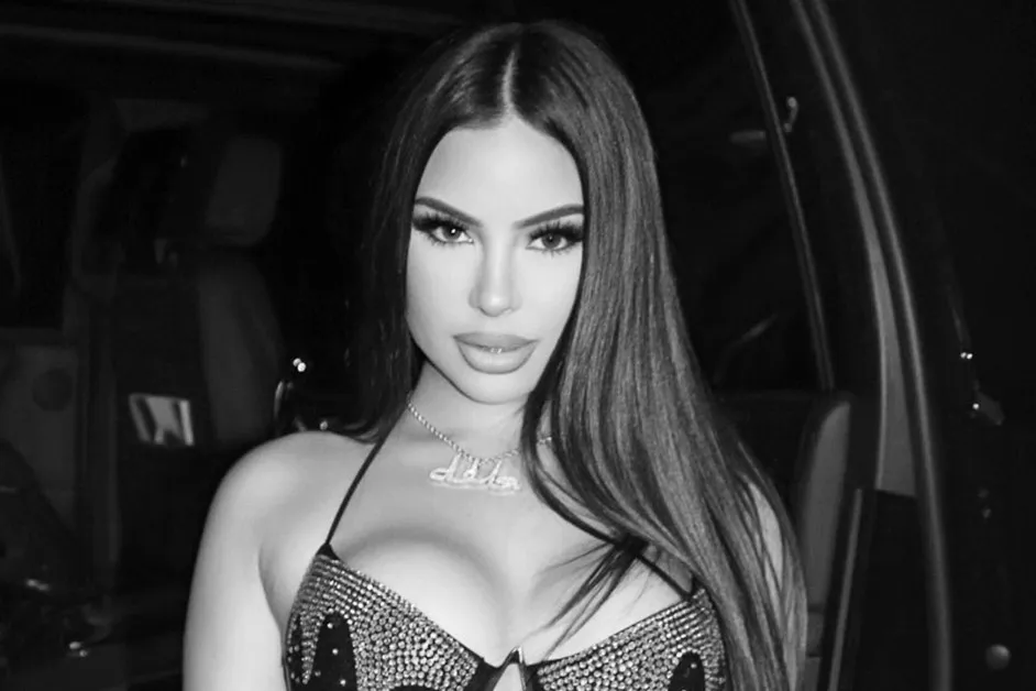 22-годишна певица беше застреляна на паркинг