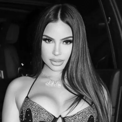 22-годишна певица беше застреляна на паркинг