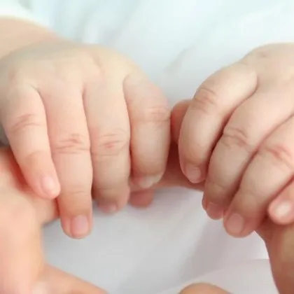 Разбиха "фабрика за бебета" в Крит, използвани са българки