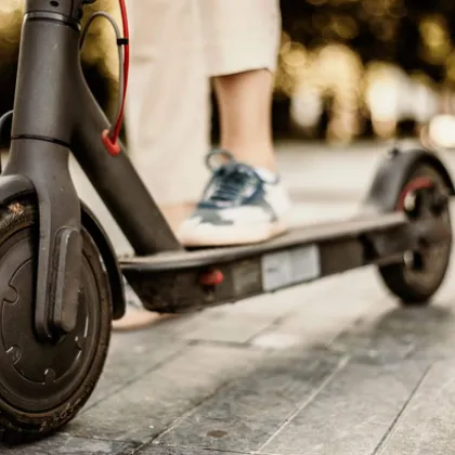 Съставиха акт на непълнолетен за нерегистрирана тротинетка