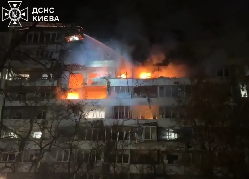 Мощни експлозии разтърсиха Киев