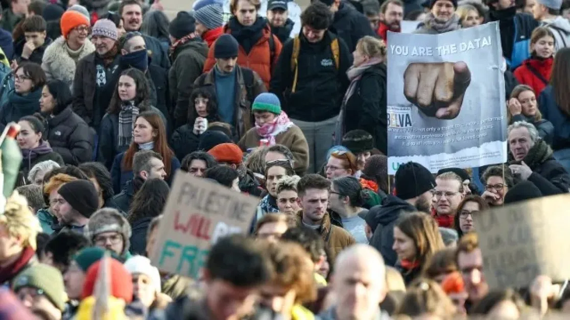 И Европа протестира срещу държавните бюджети за 2026 г.