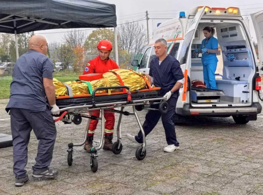 Кметът на село Ивайло показа как се оказва първа помощ с мотор