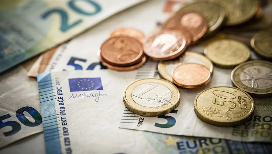 Банковата система гарантира плавен преход към еврото по празниците и Нова година