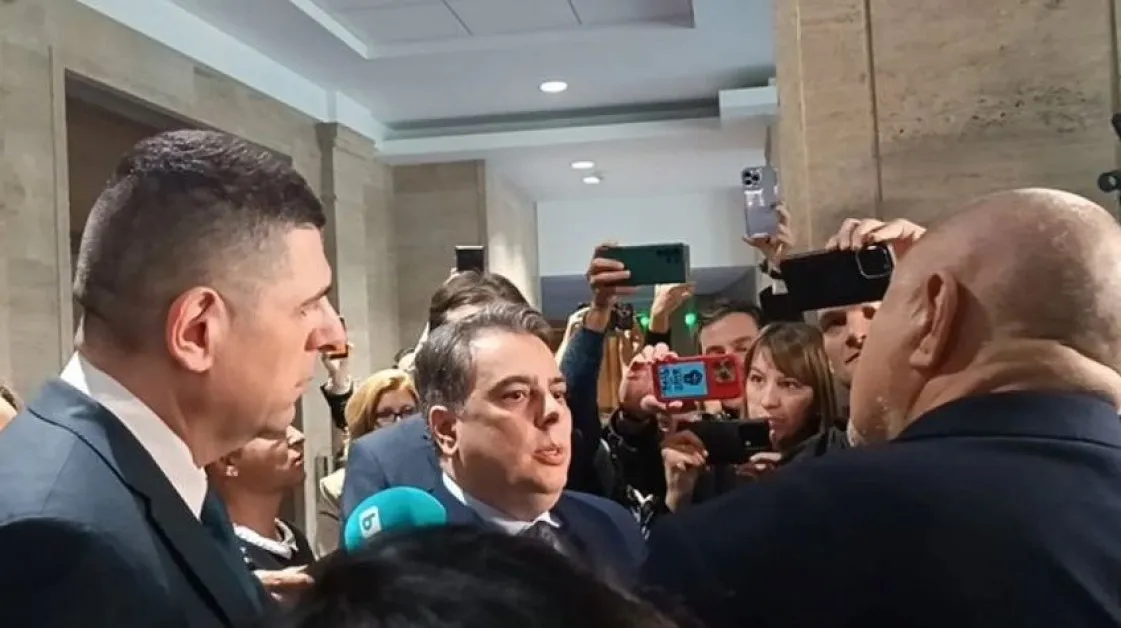 „Да дойдат да ме пипат по ушичките": Борисов, Мирчев и Василев в спор