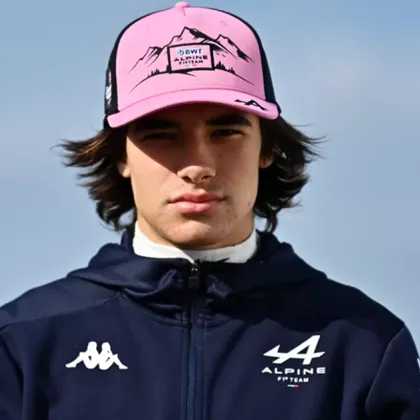 Българският талант в моторните спортове Никола Цолов завърши на