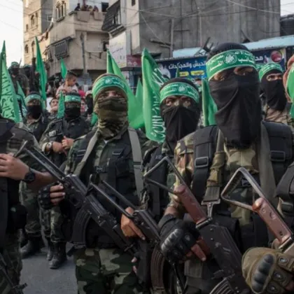 След убийството на военен ръководител: "Хизбула" заплашва с ответни действия срещу Израел