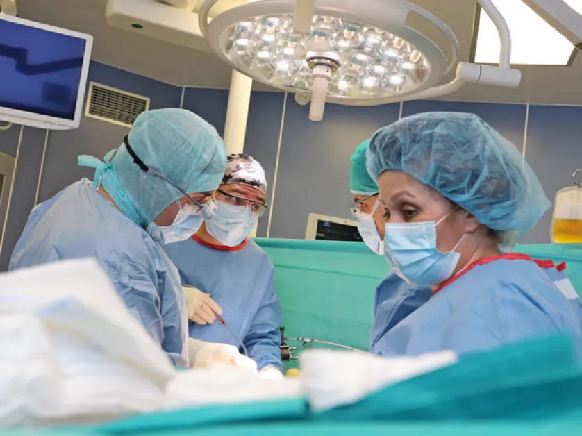 Мъж и жена получиха шанс за „нови" бъбреци в Александровска болница