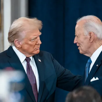 Президентът на САЩ Доналд Тръмп обяви че е отменил всички документи подписани