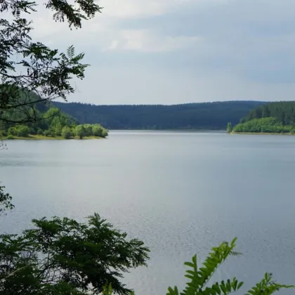 ВиК Перник започна контролирано изпускане на язовир Студена след значително покачване