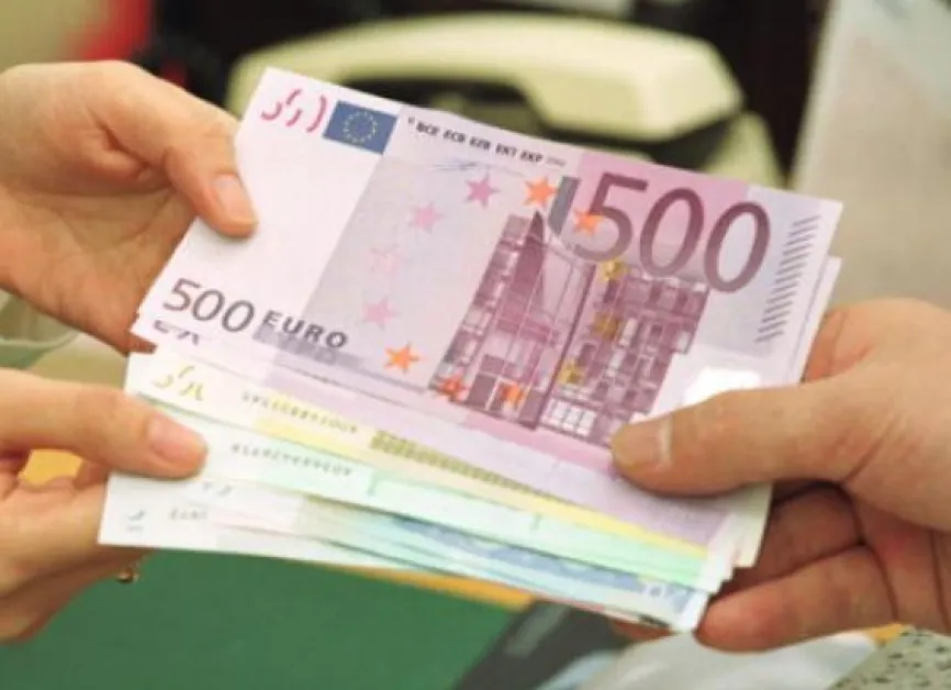 Временно спират банкови услуги в новогодишната нощ