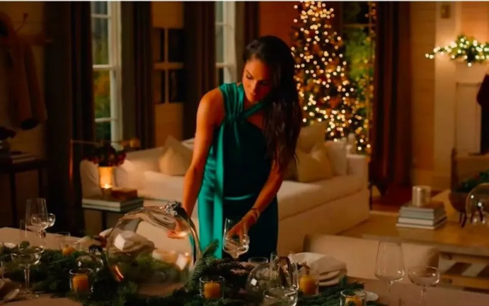 „Салмонела Съсекс": Меган Маркъл получи нов прякор след като напълни пуйка