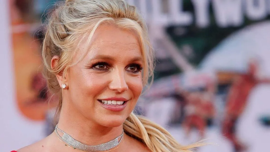 Бритни Спиърс планира да избяга в Лондон, за да се спаси от баща си и от бившия си съпруг