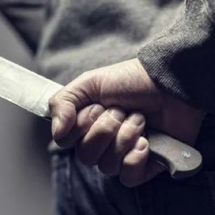 Мъж е прободен в гърдите след бой в Ловеч