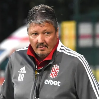 Легендата на българския футбол Любослав Пенев е диагностициран със злокачествено образувание