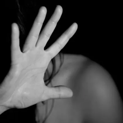 Задържаха мъж за нарушена заповед за защита и заплаха за убийство