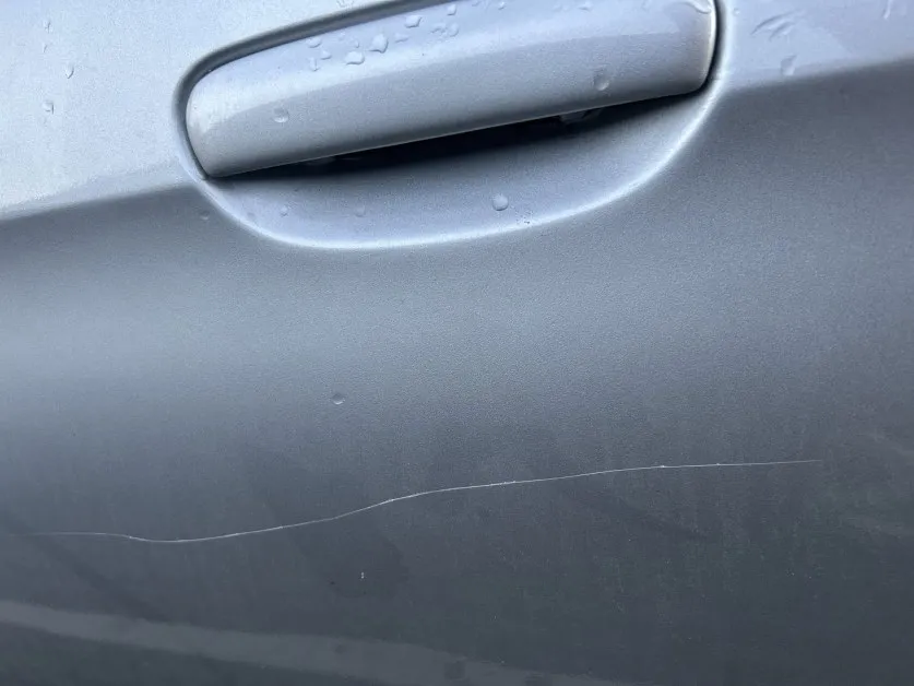 Вижте кой започна седмицата по най-неприятния начин СНИМКИ