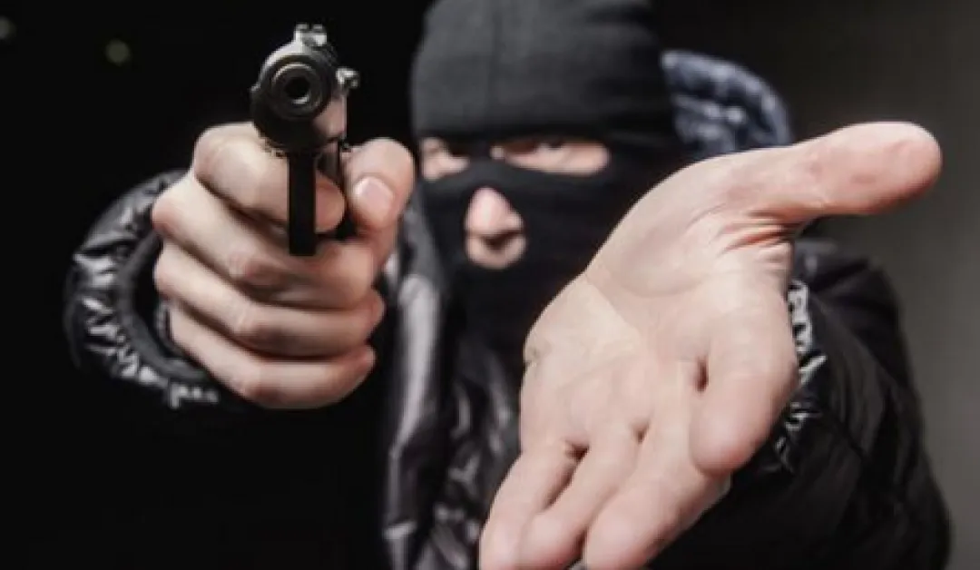 Въоръжен грабеж на бензиностанция в Банско