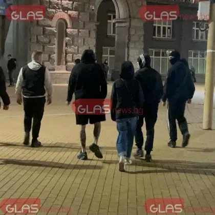 18 годишен младеж е задържан при днешния спонтанен антиправителствен протест в София За