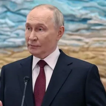 Кремъл заяви днес че руският президент Владимир Путин е приел