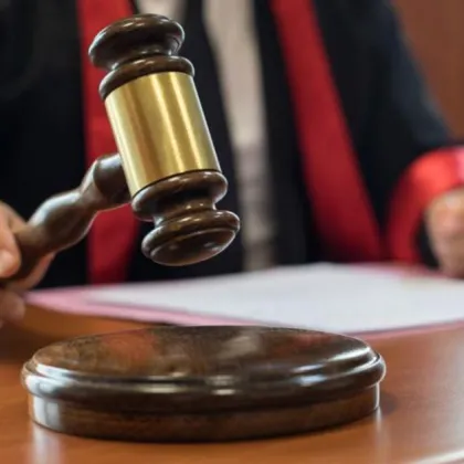 Делото срещу 60 годишния Стоян Аргиров подсъдим за причиняване на смърт