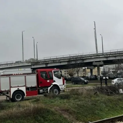 Влак блъсна и уби дете СНИМКИ