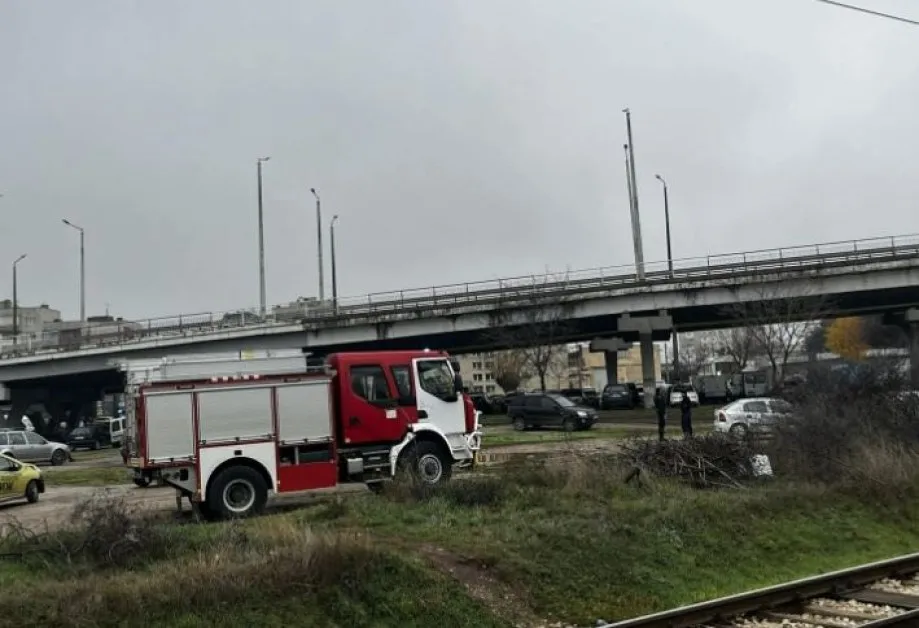 Влак блъсна и уби дете СНИМКИ