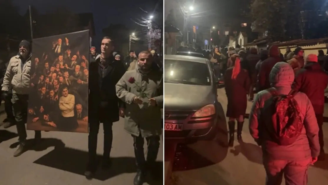 "Тръгнете си с мир": Граждани се събраха пред дома на Борисов в Банкя ВИДЕО