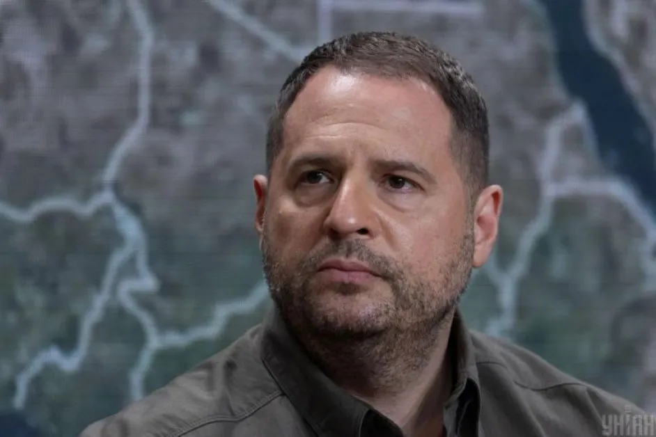 Зеленски отстрани Ермак от Съвета за национална сигурност и отбрана и от Щаба на Върховния главнокомандващ