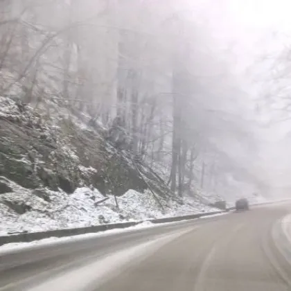 Ето каква е пътната обстановка на "Петрохан" СНИМКИ