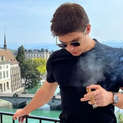 Установена е самоличността на шофьора който се похвали че лети