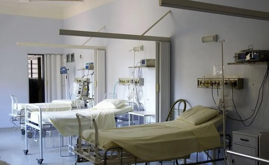 Обвиниха лекар в сексуално насилие над 38 пациенти, сред тях е и дете