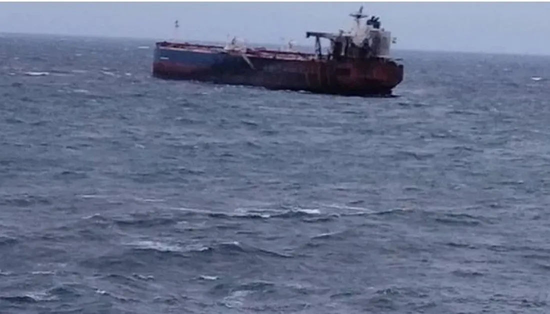 Разкриха има ли опасност за България от бедстващия танкер Кайрос