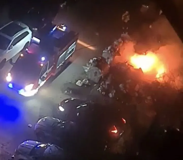 Пламъци вместо камиони: София започна да чисти боклука си чрез подпалване